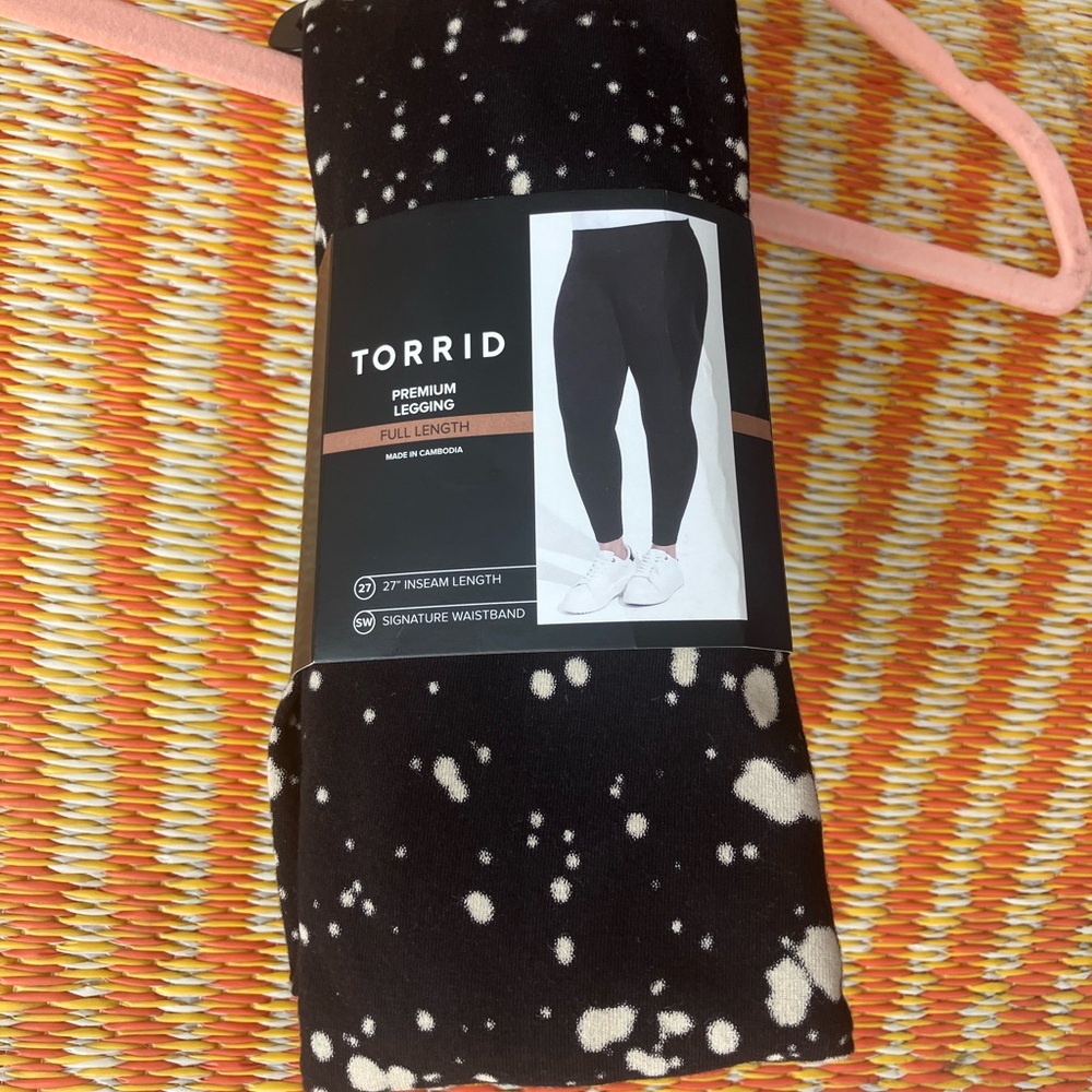 Torrid Black and White splatter Full-Length Leggings - Picture 2 of 2